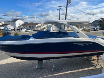 31' Sea Ray 2018 Yacht For Sale